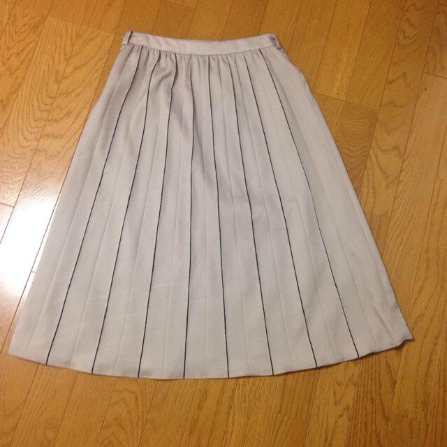 Lily Brown(リリーブラウン)の美品❤︎ロング丈スカート レディースのスカート(ロングスカート)の商品写真