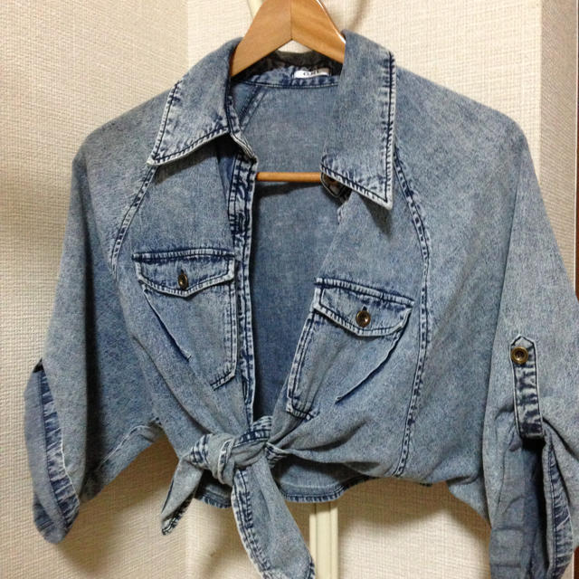 GRL(グレイル)のデニムシャツ レディースのジャケット/アウター(Gジャン/デニムジャケット)の商品写真