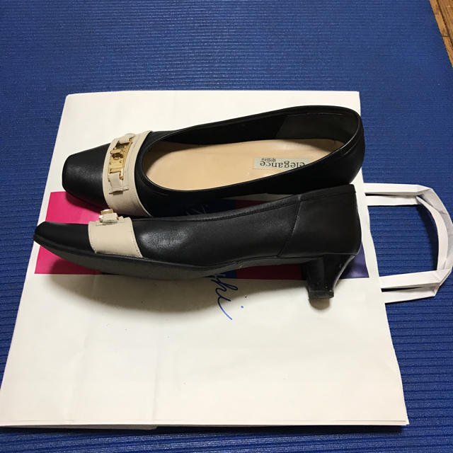 elegance卑弥呼(エレガンスヒミコ)のエレガンス卑弥呼 パンプス 24㎝ 幅広め レディースの靴/シューズ(ハイヒール/パンプス)の商品写真