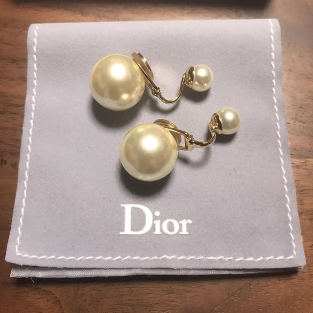 希少 Dior トライバルパール イヤリング-