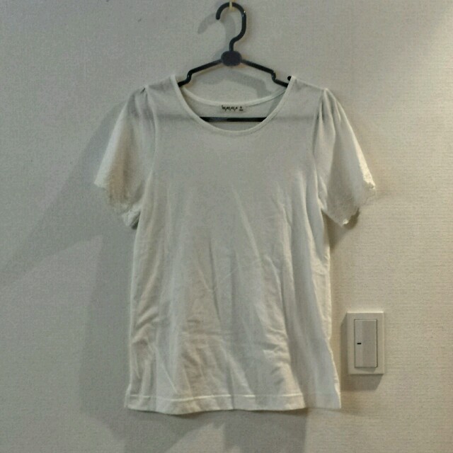 SM2(サマンサモスモス)のsm2白Tシャツ レディースのトップス(Tシャツ(半袖/袖なし))の商品写真