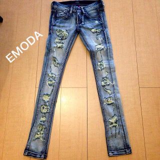 エモダ(EMODA)のEMODA♡クラッシュデニムパギンス(デニム/ジーンズ)