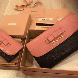 ミュウミュウ(miumiu)のみんぬ様専用(財布)