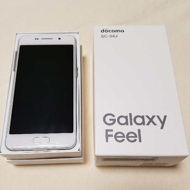 【超お買い得！】 SC-04J docomo SIMフリー 新品 - SAMSUNG Galaxy ホワイト Feel Androidケース