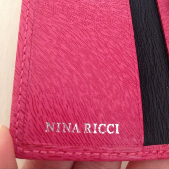 NINA RICCI(ニナリッチ)のNINA RICCI 本革キーケース♡ レディースのファッション小物(キーホルダー)の商品写真