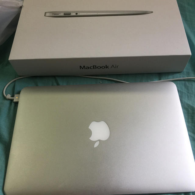 Mac (Apple) - MacBook  Air