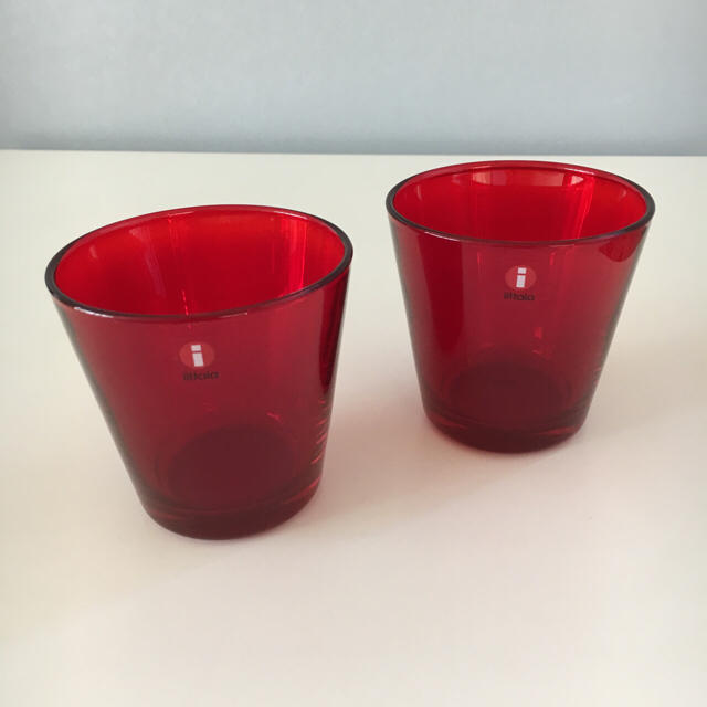 iittala(イッタラ)のiittala カルティオ レッド 210ml ペア【新品.未使用】 インテリア/住まい/日用品のキッチン/食器(グラス/カップ)の商品写真