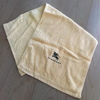 バーバリー(BURBERRY)の多分未使用品！ バーバリー フェイスタオル ベージュ(タオル/バス用品)