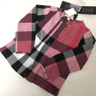 バーバリー(BURBERRY)の【 カノン様 ご専用です 】今季 バーバリー トップス 4y 新品(ブラウス)