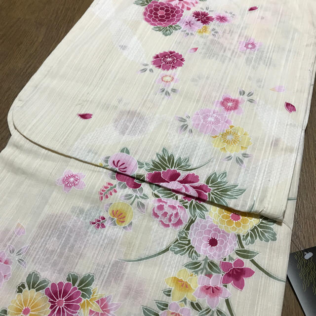 新品＊高級浴衣 可憐で華やかな花柄＊