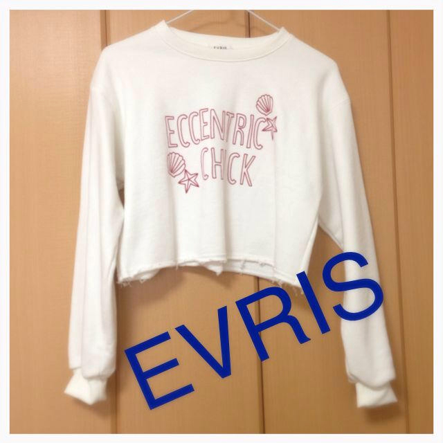 EVRIS(エヴリス)のEVRIS☆ショート丈スウェット レディースのトップス(トレーナー/スウェット)の商品写真