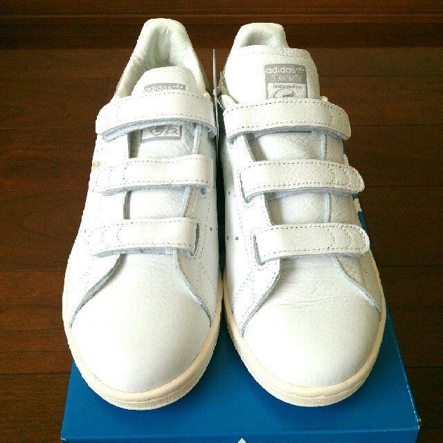 adidas(アディダス)の☆ちゃんみか様専用☆adidas STAN SMITH ベルクロ グレー レディースの靴/シューズ(スニーカー)の商品写真