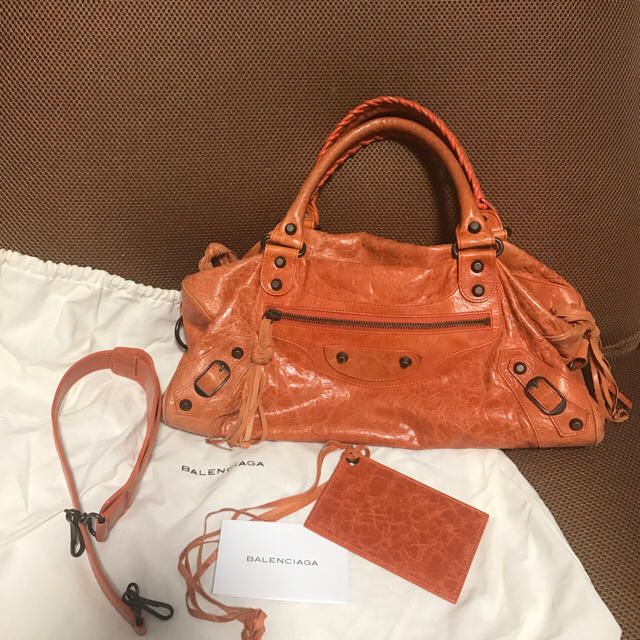 BALENCIAGA BAG(バレンシアガバッグ)の【正規品】バレンシアガバッグ ツィギー オレンジ レディースのバッグ(ハンドバッグ)の商品写真