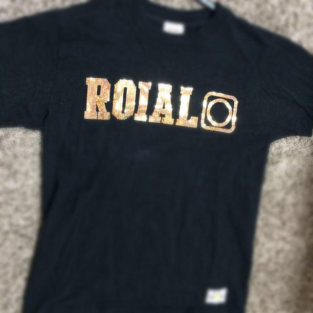 roial(ロイヤル)のROIAL★定番黒金Tシャツ レディースのトップス(Tシャツ(半袖/袖なし))の商品写真