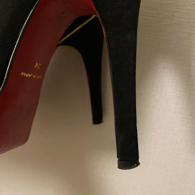 R&E(アールアンドイー)のレッドソールパンプス レディースの靴/シューズ(ハイヒール/パンプス)の商品写真