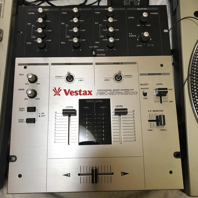 Technics MK5  Vestax05Pro3  楽器のDJ機器(ターンテーブル)の商品写真