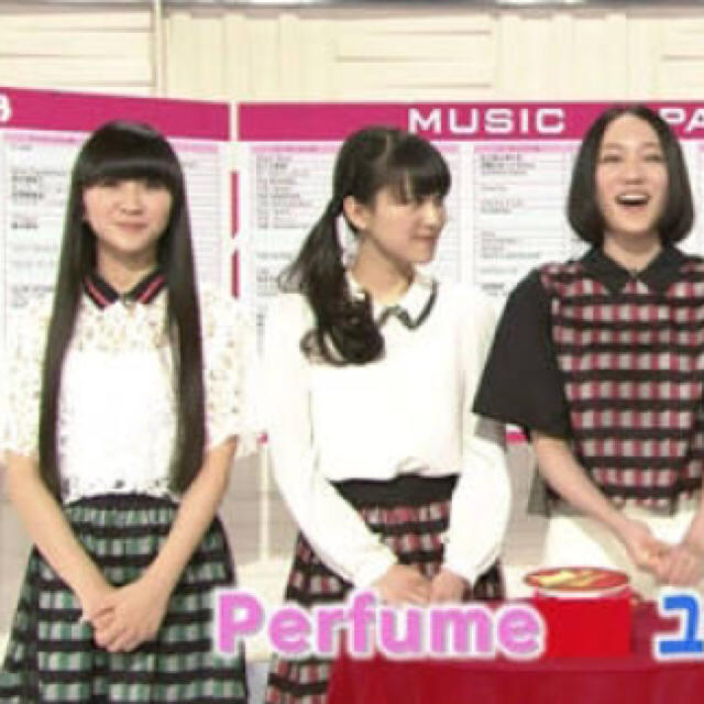 OPENING CEREMONY(オープニングセレモニー)のPerfume かしゆか着用 OPENING CEREMONY メッシュスカート レディースのスカート(ひざ丈スカート)の商品写真