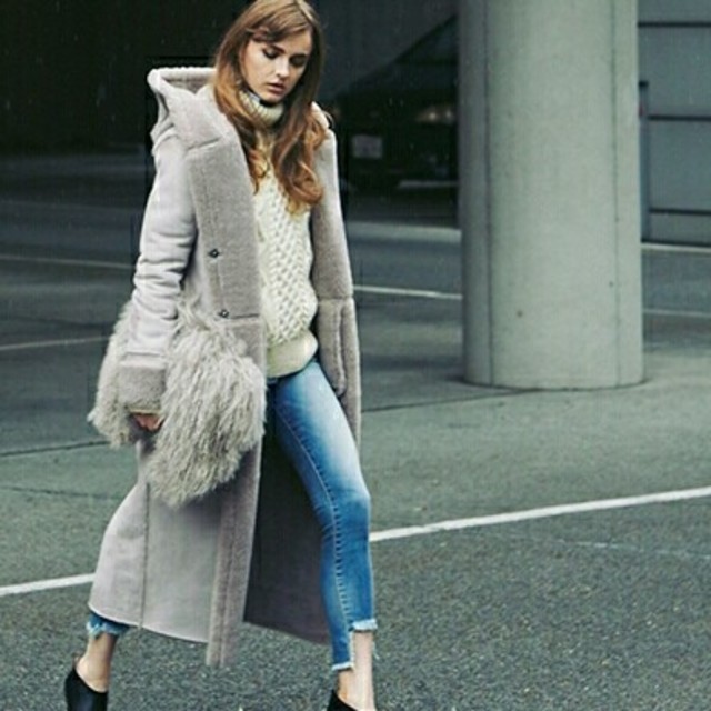 Ameri VINTAGE(アメリヴィンテージ)の完売♡Ameri VINTAGE SHEEP MOUTON LONG COAT レディースのジャケット/アウター(ロングコート)の商品写真