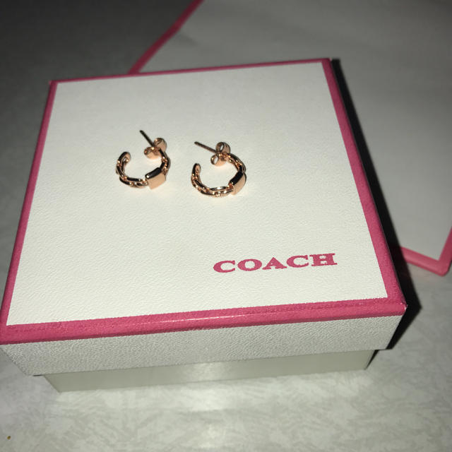 COACH(コーチ)のこーり様専用 コーチピアス レディースのアクセサリー(ピアス)の商品写真