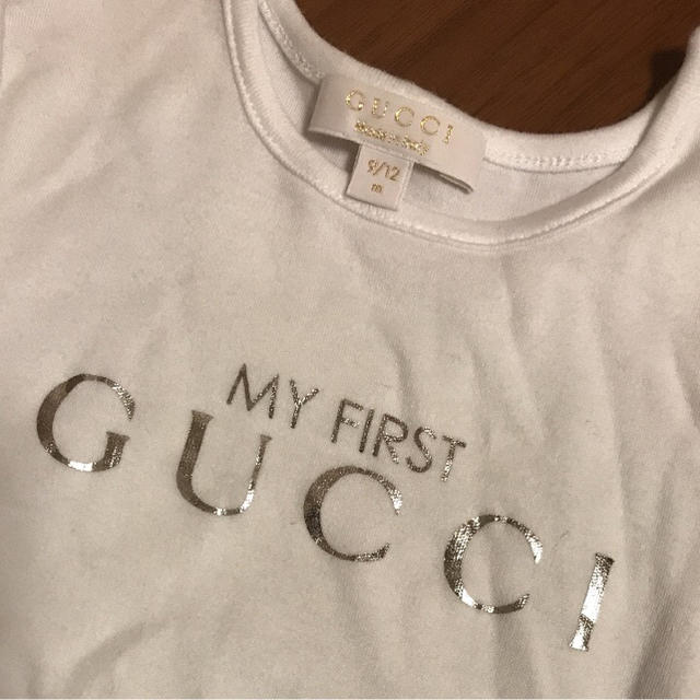 Gucci(グッチ)のGUCCI ベビーロンパース キッズ/ベビー/マタニティのベビー服(~85cm)(ロンパース)の商品写真