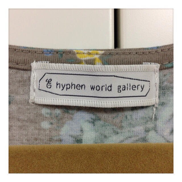 E hyphen world gallery(イーハイフンワールドギャラリー)の大幅値下げ！花柄ワンピース レディースのワンピース(ミニワンピース)の商品写真