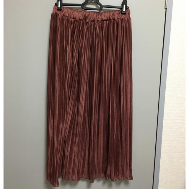 しまむら(シマムラ)のしまむら美品プリーツサテンスカートＬ レディースのスカート(ロングスカート)の商品写真