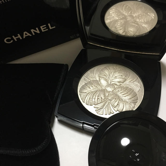 限定 CHANEL フェイスパウダー