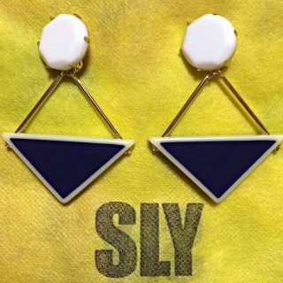 スライ(SLY)のSLY イヤリング(イヤリング)