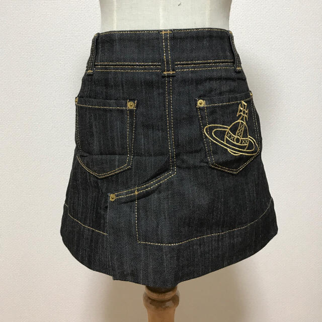 タグ付きvivienne westwood デニムスカート