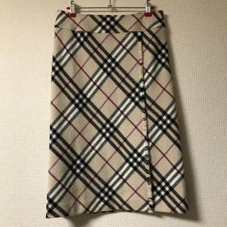 バーバリー(BURBERRY)の☆ バーバリー ロンドン チェック ミドルスカート ウール100% ☆(ひざ丈スカート)