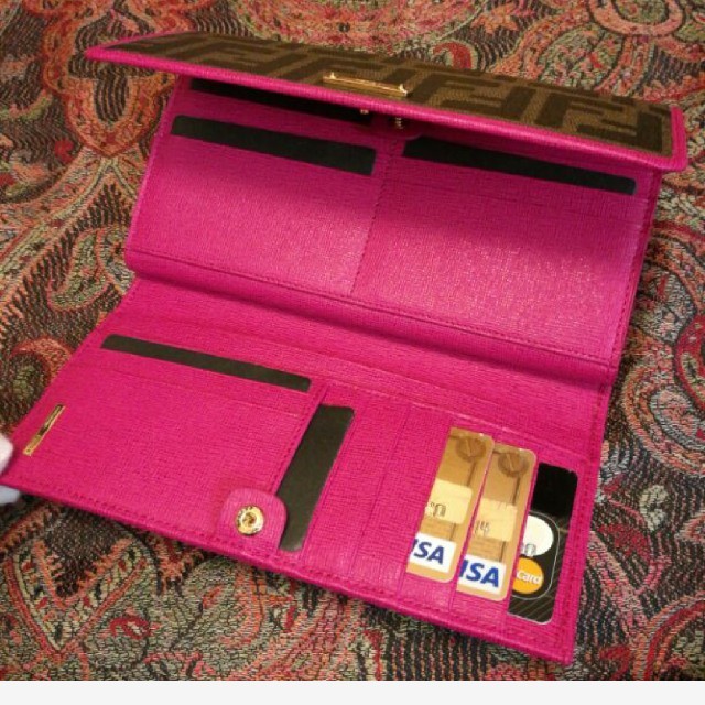 ☆超目玉】 フェンディ FENDI 財布 レディース 三つ折り バイカラー