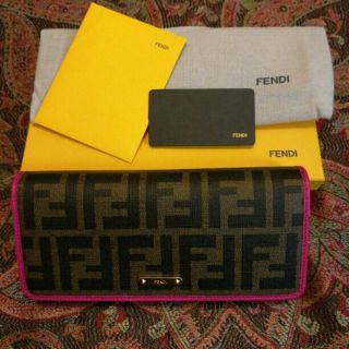 フェンディ(FENDI)のちゃろ様専用 特値 新品フェンディズッカ柄三つ折長財布(財布)