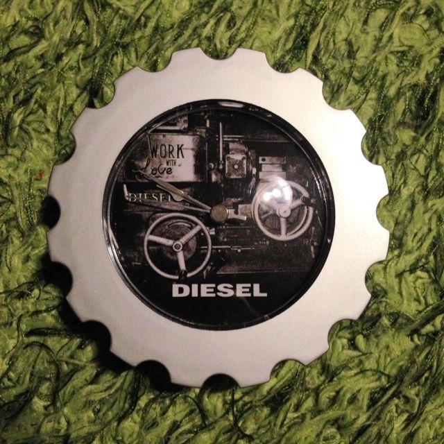 DIESEL(ディーゼル)のDIESEL 時計付き 入れ物 その他のその他(その他)の商品写真