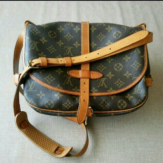 LOUIS VUITTON  ソミュール