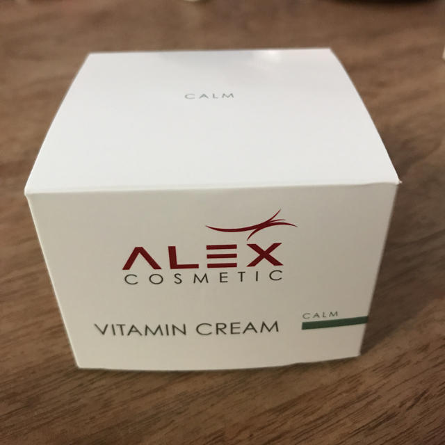 ALEX アレックス ビタミン クリーム ５０ml コスメ/美容のスキンケア/基礎化粧品(フェイスクリーム)の商品写真