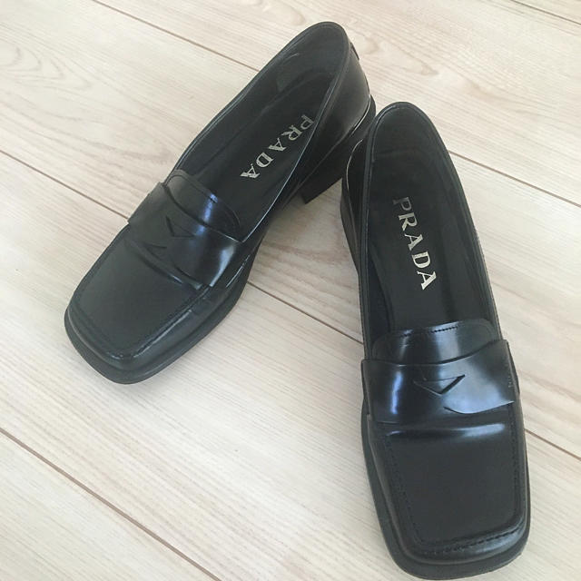 PRADA - PRADA ローファーの通販 by E's Closet｜プラダならラクマ