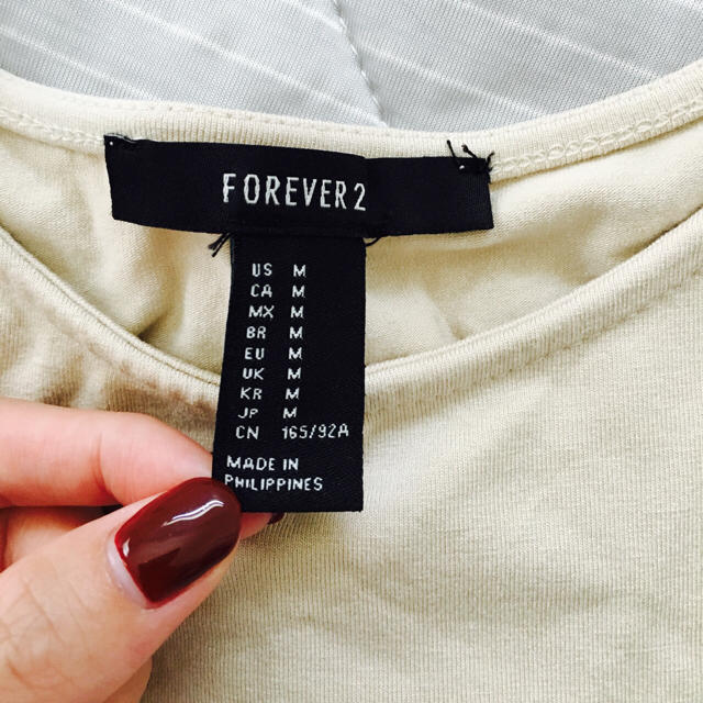 FOREVER 21(フォーエバートゥエンティーワン)のFOREVER21フリンジタンクトップ レディースのトップス(タンクトップ)の商品写真