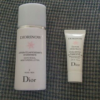 クリスチャンディオール(Christian Dior)のDIORSNOW ホワイト Reveal Moisturizing ローション (化粧水/ローション)