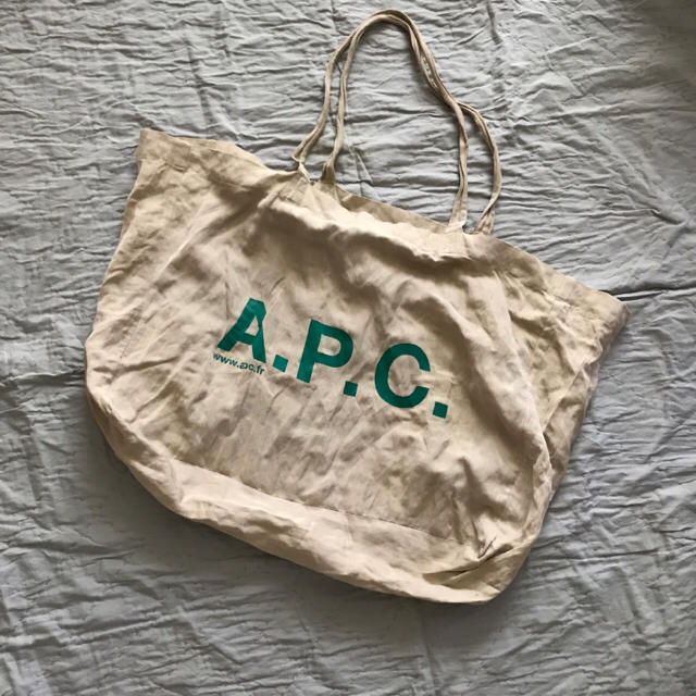 A.P.C(アーペーセー)のapc トートバッグ レディースのバッグ(トートバッグ)の商品写真