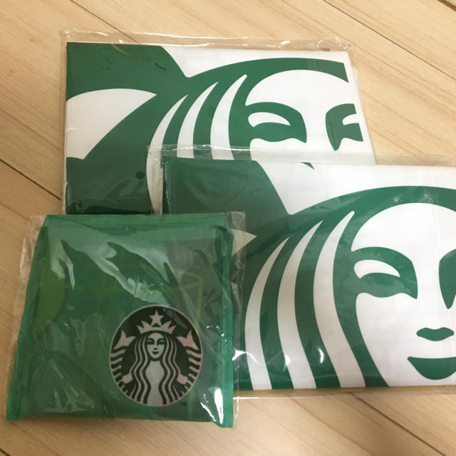 Starbucks Coffee(スターバックスコーヒー)のスタバ エコバック&レジャーシート レディースのバッグ(エコバッグ)の商品写真