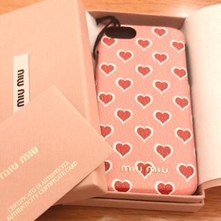 ミュウミュウ(miumiu)のバレンタイン限定 日本完売品 miumiuiPhone7 ケース(iPhoneケース)