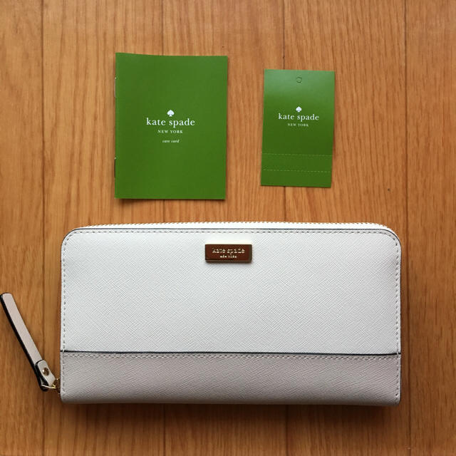 新品　ケイトスペード長財布Kate spade