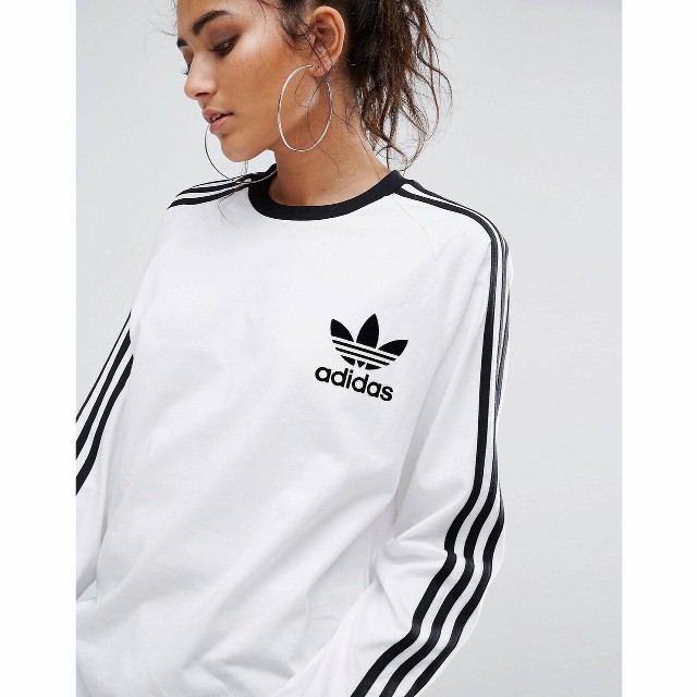 新品 ホワイト Sサイズ adidas カリフォルニアTシャツ ユニセックス