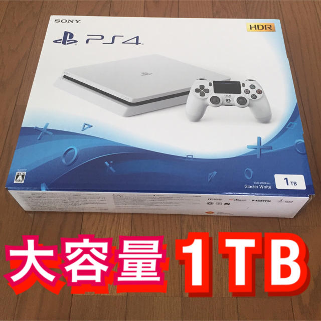 PlayStation4(プレイステーション4)のPS4 新品未使用 本体 1TB エンタメ/ホビーのゲームソフト/ゲーム機本体(家庭用ゲーム機本体)の商品写真