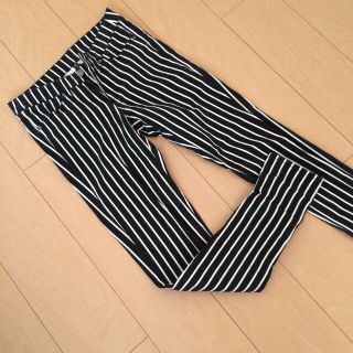 エイチアンドエム(H&M)のH&M ストライプ スキニー(デニム/ジーンズ)