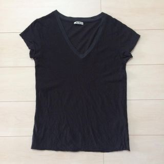 アクネ(ACNE)のacne黒Tシャツ(Tシャツ(半袖/袖なし))