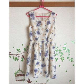 ページボーイ(PAGEBOY)の美品♡レディースワンピース(ひざ丈ワンピース)