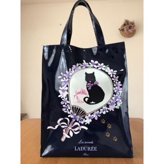 ラデュレ(LADUREE)のラデュレ ビニールバッグ ショッピング エコバッグ ネイビー 猫 すみれ (トートバッグ)