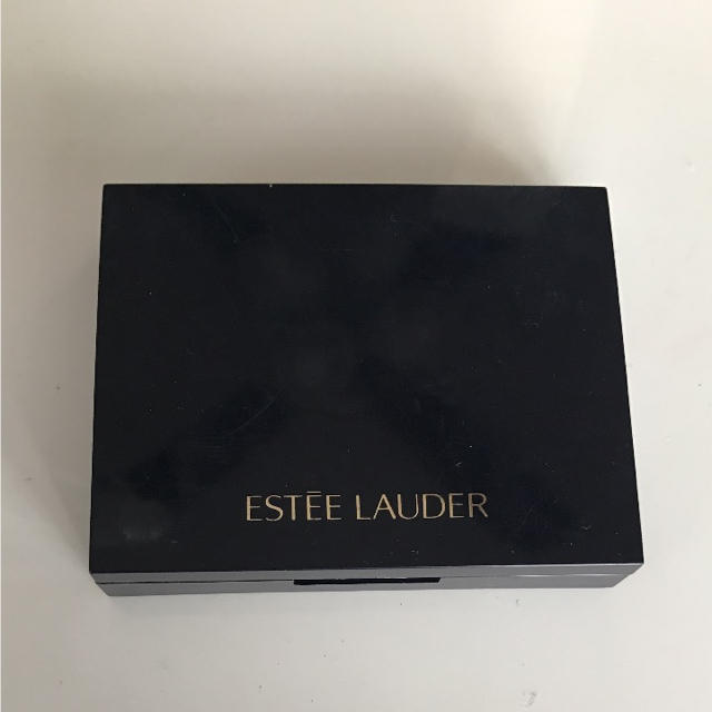 Estee Lauder(エスティローダー)の♡エスティローダー♡アイシャドウ コスメ/美容のベースメイク/化粧品(アイシャドウ)の商品写真