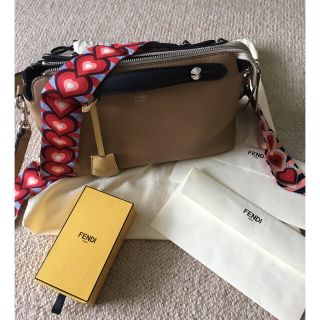 フェンディ(FENDI)のfendi バイザウェイ ベージュ (ショルダーバッグ)